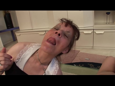 ❤️ Две баби и еден дедо имаат тројка ️❌ Секс видео на порно mk.hotpornphotos.ru ❌